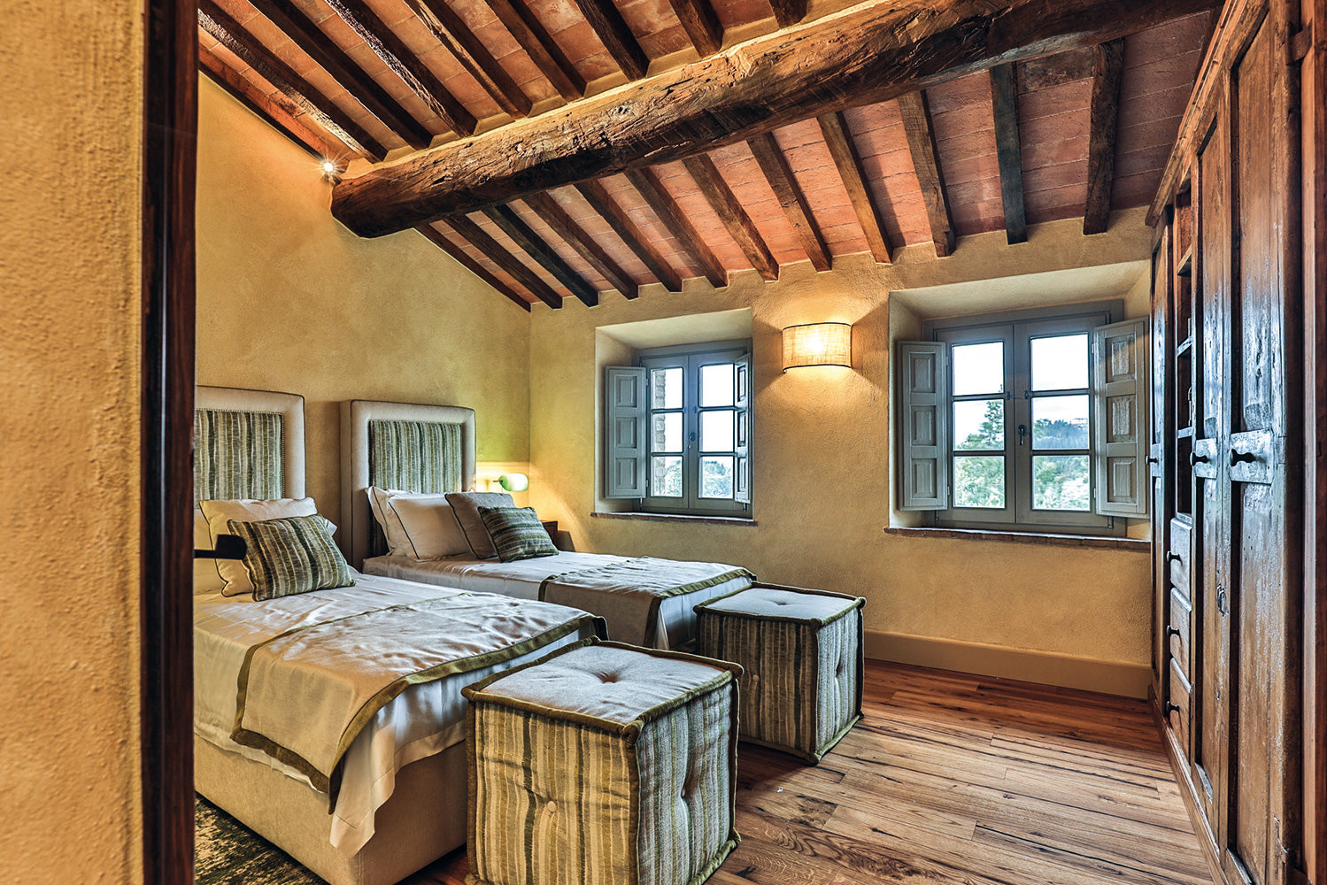 Casale toscano a Castelfalfi. Particolare camera da letto. Architetto Alessandra Cipriani